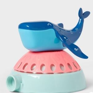 NWT Sun Squad Spinning Whale Sprinkler